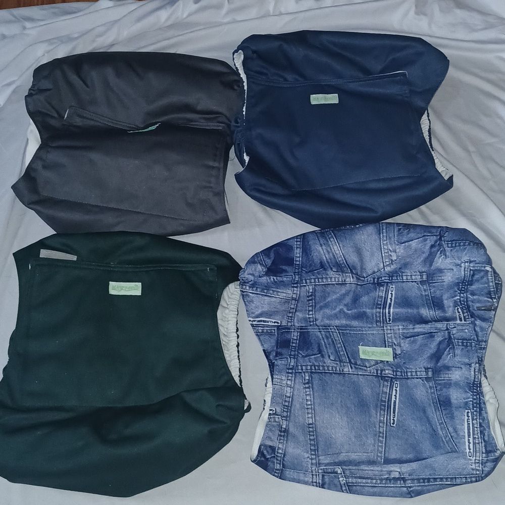 Wegreeco 4 pack  Washable Dog Diaper - Washable Male Dog Belly Wrap Sz XL